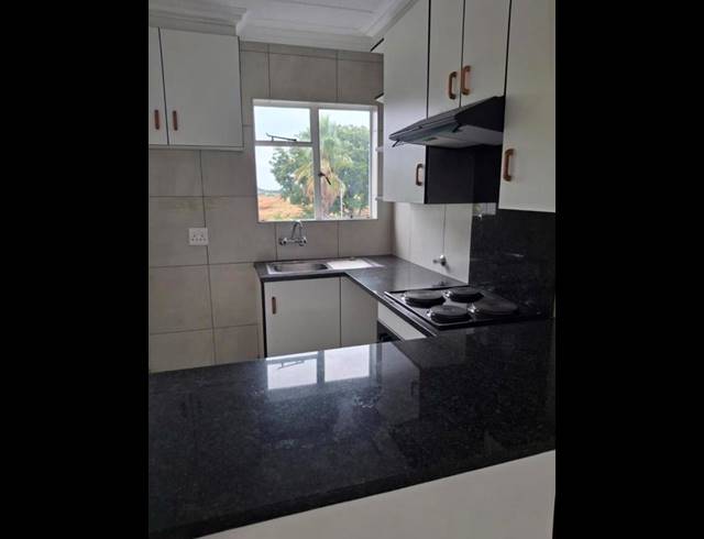 2 BEDROOM APARTMENT FOR SALE IN LINMEYER